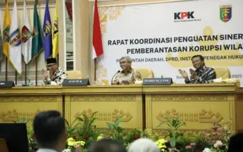 KPK Dorong Sinergi Lintas Sektor untuk Perkuat Integritas dan Pencegahan Korupsi di Lampung 8 KPK RI Ajak Pemprov Lampung Perkuat Integritas Melalui Sinergi Lintas Sektor