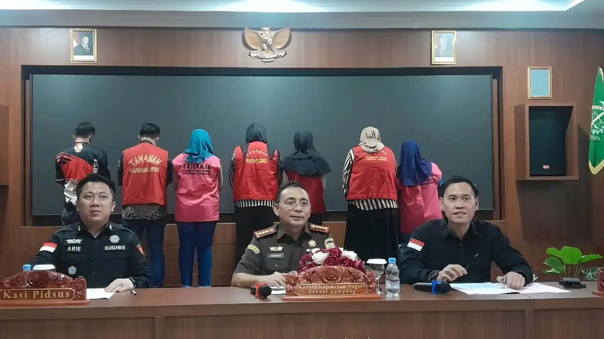 Kasus Korupsi Kredit Rakyat Rp2,5 Miliar, Kejari Bandar Lampung Tahan Delapan Agen dan Marketing Bank Himbara