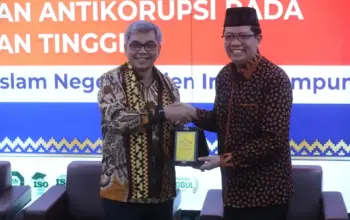 Ketua KPK RI Puji Mars UIN Raden Intan Lampung sebagai Cerminan Nilai Integritas Kuat 7 Ketua KPK RI Puji Mars UIN Raden Intan Lampung yang Sarat Nilai Integritas
