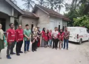 Mantan Kapolda Lampung Serahkan Mobil Ambulans untuk Relawan Kanker