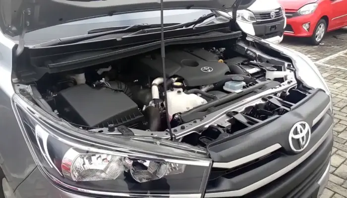 Innova Reborn Bensin: Kombinasi Performa, Kenyamanan, dan Efisiensi yang Tetap Jadi Andalan