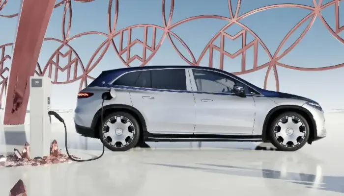 Mercedes-Maybach EQS 680 SUV Resmi Hadir di Indonesia, Tawarkan Kemewahan dan Teknologi Listrik Seharga Rp7,6 Miliar