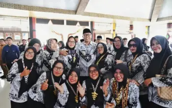 Pemprov Lampung Dorong Pemerataan Kesejahteraan dan Perlindungan Guru di Momentum Hari Guru Nasional 7 Momentum Hari Guru, Pemprov Lampung Genjot Pemerataan Kesejahteraan dan Perlindungan bagi Tenaga Pendidik