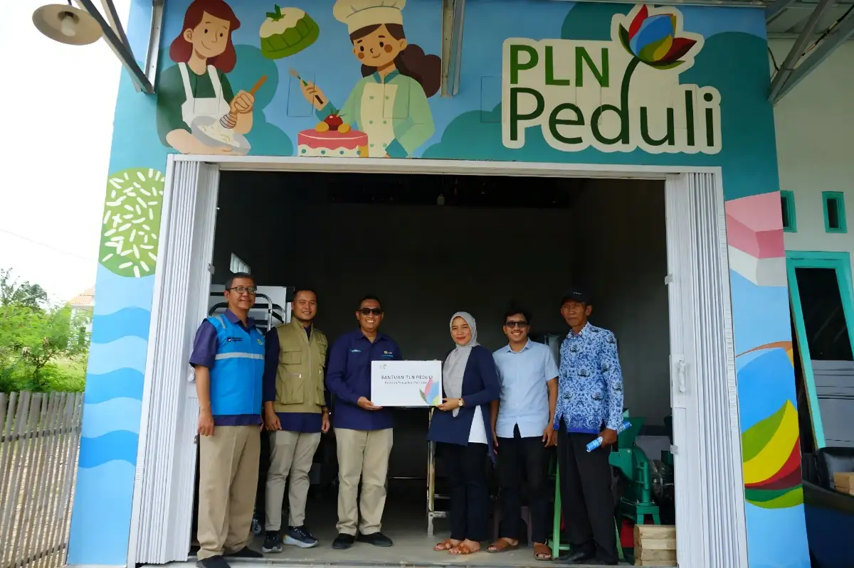 PLN Lampung Beri Bantuan kepada UMKM Dapur O Pringsewu untuk Perkuat Ekonomi Komunitas Lokal