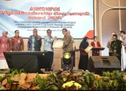 Sekdaprov Lampung Raih Penghargaan di Askompsi Digital Leadership Government Award 2025 14 Sekdaprov Lampung Dinobatkan sebagai Sekda Terbaik di Askompsi Digital Leadership 2025