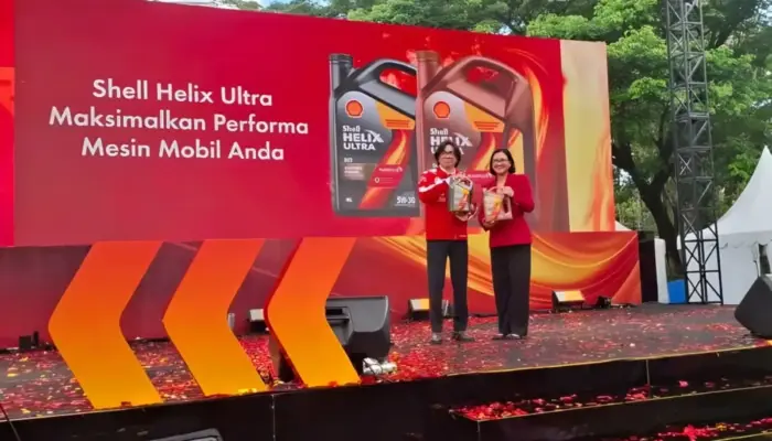 Shell Luncurkan Helix Ultra Terbaru, Kini Dilengkapi Teknologi PurePlus dan Siap untuk Mobil Hybrid