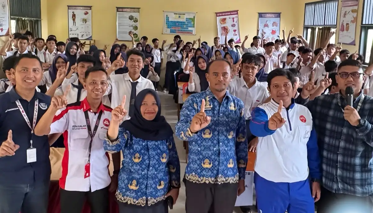 TDM Lampung Edukasi Siswa SMPN 2 Tanjung Bintang Jadi Generasi Cari Aman di Jalan Raya 1 TDM Edukasi Siswa SMPN 2 Tanjung Bintang Tentang Pentingnya Cari Aman di Jalan Raya