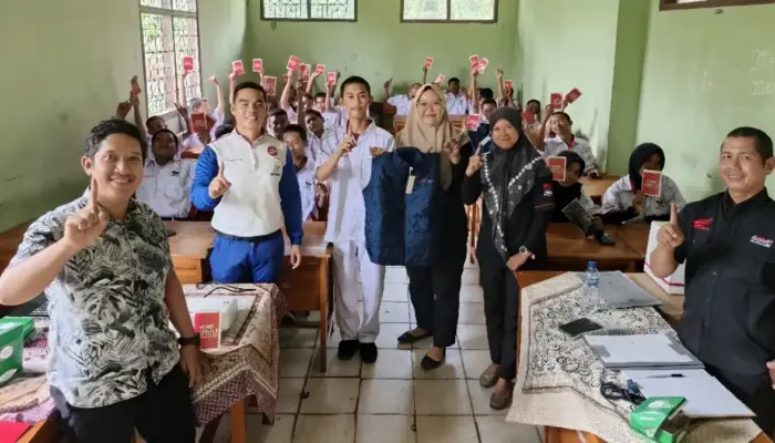 TDM Lampung Ajak Siswa SMKN 2 Kalianda Jadi Pelopor Keselamatan Berkendara