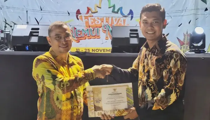 UIN Raden Intan Lampung Raih Juara I Stand Perguruan Tinggi Terbaik di Lampung Fest 2025