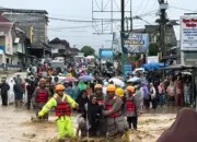 Banjir Aceh-Sumut-Sumbar Rusak 1.310 Site Telekomunikasi, Akses Komunikasi Warga Terganggu 14 1.310 Site Telekomunikasi Terdampak Banjir Aceh-Sumut, Layanan Komunikasi Terganggu