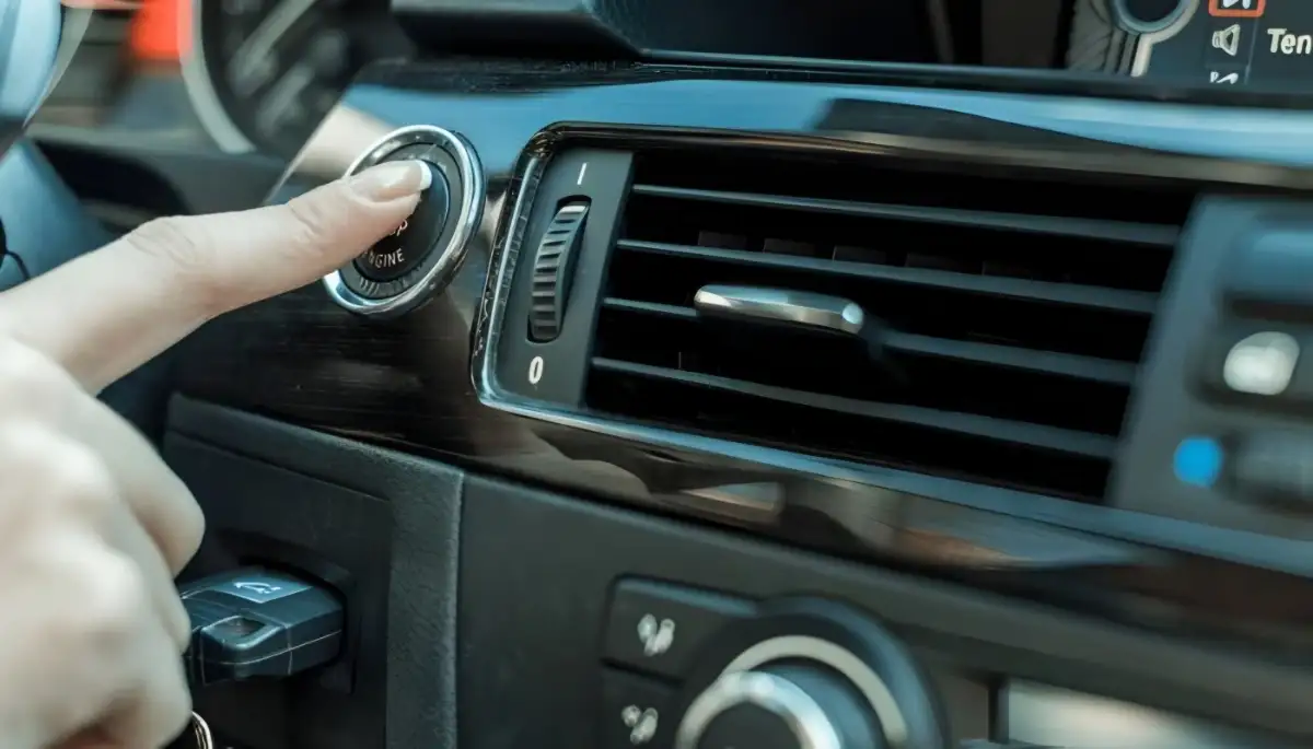 AC Mobil Bau Apek? Kenali Penyebab dan Cara Mengatasinya