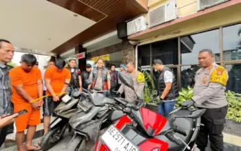 Dikejar hingga Tanjung Bintang, Polisi Ringkus Dua Penadah Motor Curian