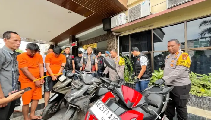 Dikejar hingga Tanjung Bintang, Polisi Tangkap Dua Penadah Motor Curian