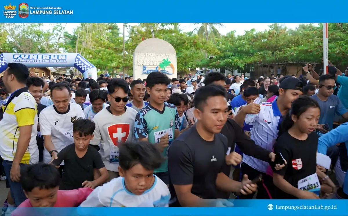 Fun Run Tarkam Kemenpora 2025 di Sanggar Beach Dipadati Ribuan Peserta
