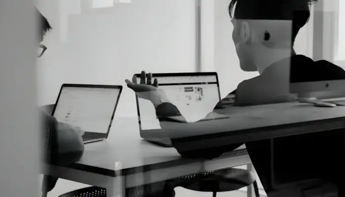 Waspada Lowongan Kerja Palsu: Kenali 8 Ciri Loker dengan Janji Gaji Fantastis