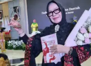 Guru Besar UIN Raden Intan Lampung, Prof. Dr. Hj. Nirva Diana, M.Pd., Raih Penghargaan Perempuan Inspirasi Indonesia 2025 dari IPEMI