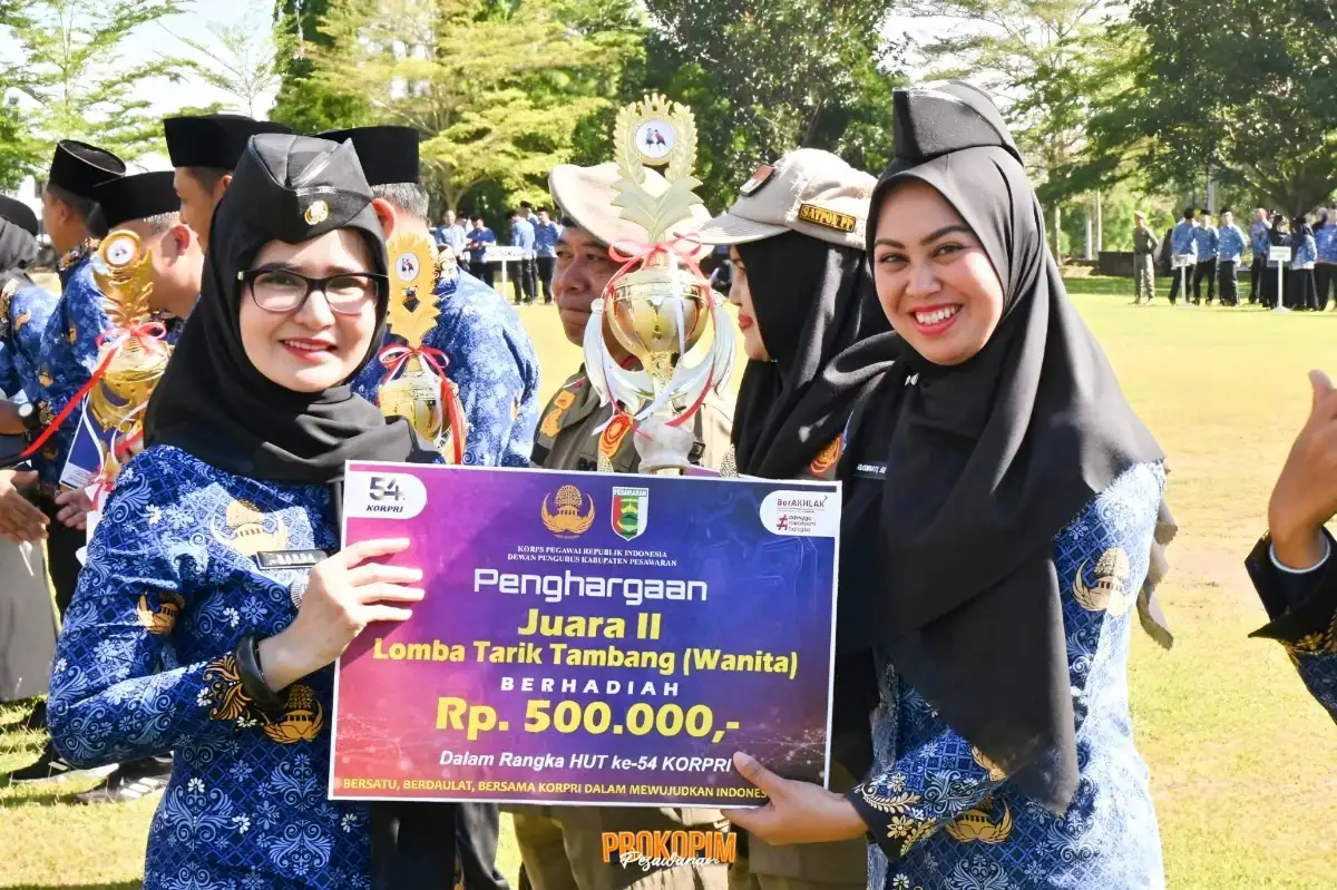 HUT KORPRI ke-54, Pemkab Pesawaran Apresiasi ASN Berprestasi dan Berikan Santunan Purna Tugas