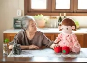 Hyodol, “Cucu” Robot AI dari Korea Selatan yang Hadir Redakan Kesepian dan Tekan Risiko Bunuh Diri Lansia 15 Hyodol, Robot AI Asal Korea Selatan yang Disebut “Cucu Digital”, Hadir untuk Tekan Angka Bunuh Diri Lansia