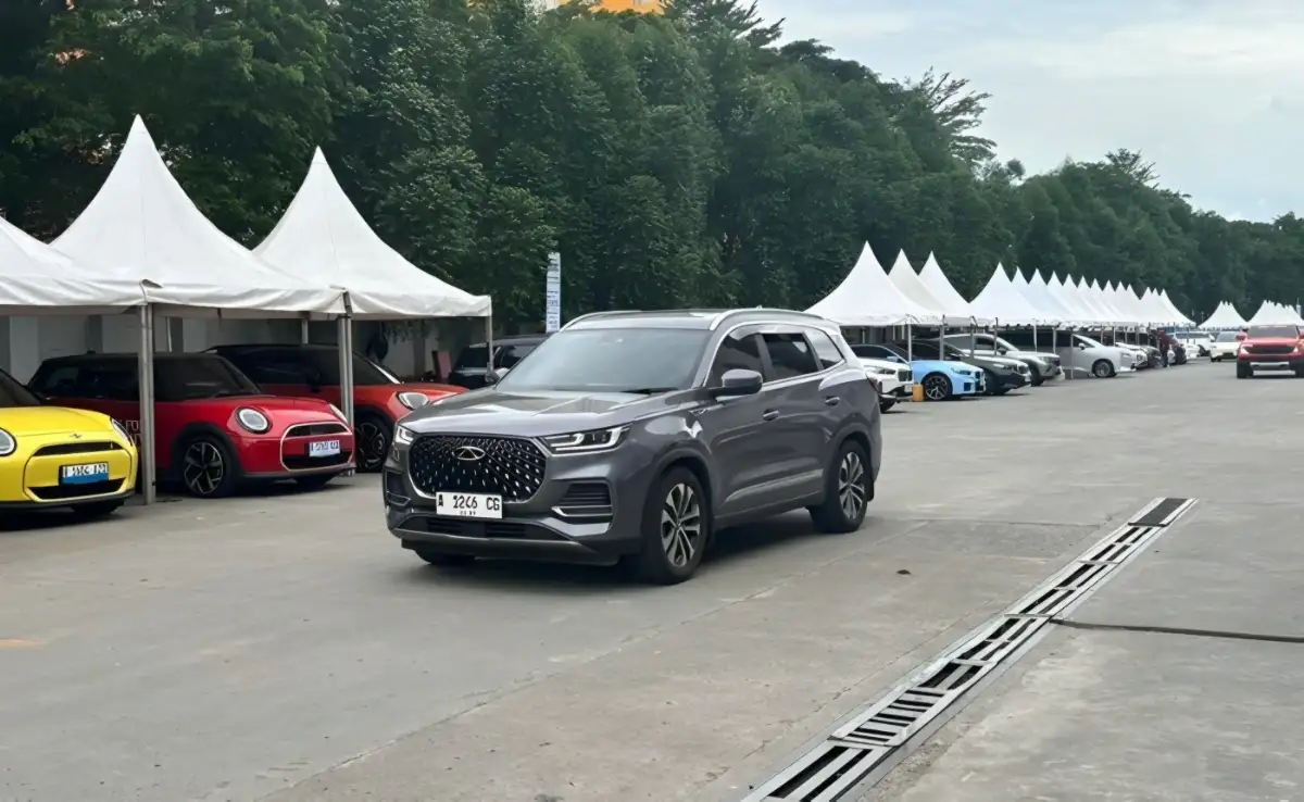 Jajal Deretan SUV hingga Mobil Listrik, Area Test Drive GJAW 2025 Jadi Magnet Pengunjung