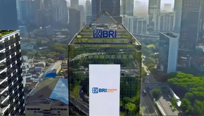 BRIsat Jadi Andalan Saat Jaringan Seluler Lumpuh, Layanan BRI Tetap Beroperasi di Tengah Banjir Sumatra