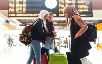 Libur Tahun Baru Makin Dekat, Ini 5 Aplikasi Muslim-Friendly untuk Traveler 7 Liburan Tahun Baru Hampir Tiba! Cek 5 Aplikasi Muslim-Friendly untuk Perjalanan Anda