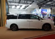 Maxus Serahkan 50 Unit Mifa 9 ke Grab, Perkuat Layanan Eksklusif Berbasis Mobil Listrik