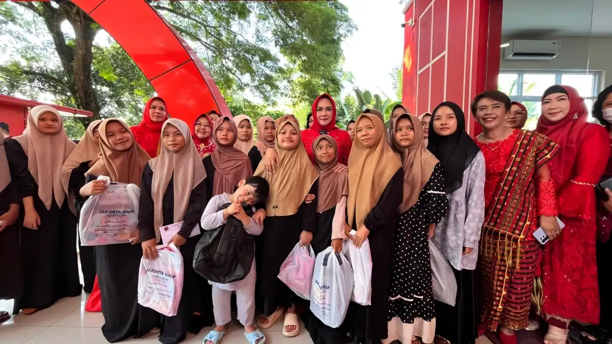 Peringati Hari Ibu, PDIP Lampung Ajak Perempuan Lebih Aktif dan Berani Berpolitik