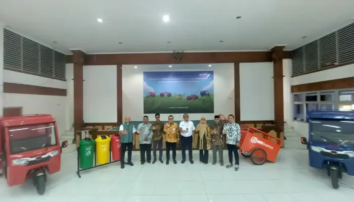 BRI Finance Perkuat Komitmen Keberlanjutan Lewat Dukungan Pengelolaan Sampah di Jakarta Timur