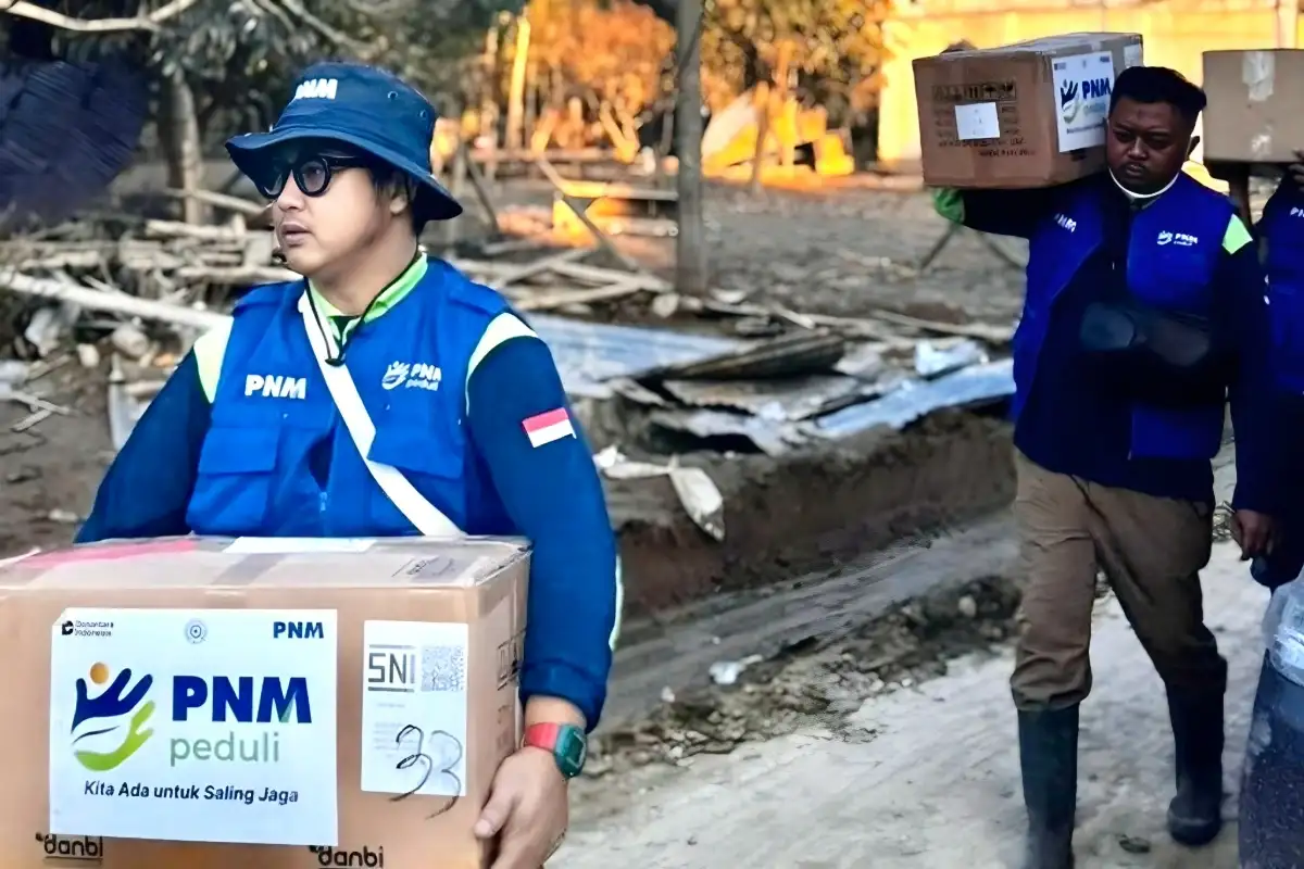 Relawan PNM Turun Langsung Bantu dan Dampingi Korban Bencana di Aceh