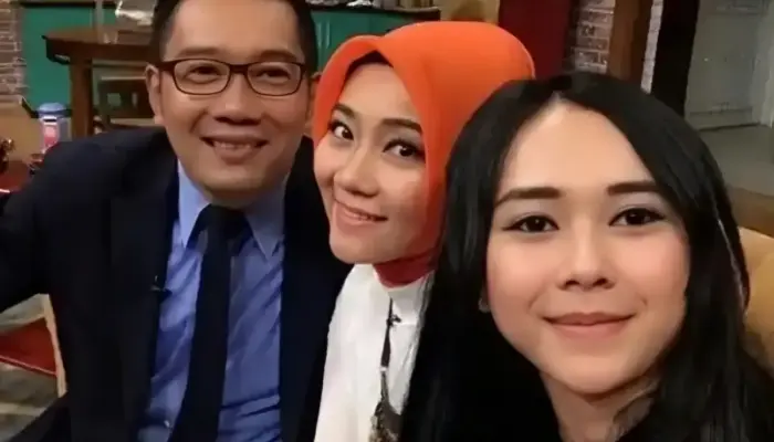 Netizen Kembali Ungkit Video Lama Ridwan Kamil dan Aura Kasih, Sikap RK Picu Spekulasi