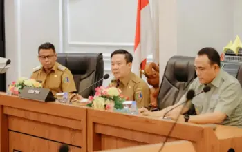 Pemprov Lampung Gerakkan Solidaritas untuk Korban Banjir Sumatera 3 Warga Lampung Kumpulkan Donasi untuk Bantu Daerah Terdampak Banjir di Sumatera