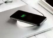 Ponsel Lemot Saat Wireless Charging? Begini Cara Mengatasinya 12 Wireless Charging Bikin HP Lemot? Simak Cara Atasinya!