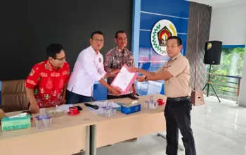 Pleno PWI Lampung Tetapkan Adi Kurniawan sebagai Ketua Dewan Kehormatan 4 Adi Kurniawan Resmi Nahkodai Dewan Kehormatan PWI Lampung
