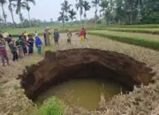 Fenomena Sinkhole Sumbar 2026: Viral Air Biru, Fakta E. Coli, dan Penjelasan Sains 10 Air Sinkhole di Sumbar Mengandung E. Coli, Wagub Vasco Imbau Warga Tak Mengonsumsi