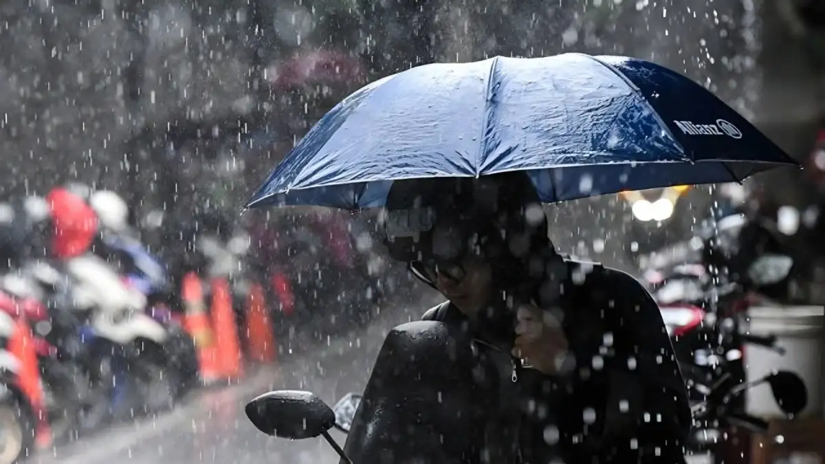 BMKG: Lima Provinsi Disiagakan Hadapi Hujan Lebat Akibat Cuaca Ekstrem Pekan Ini