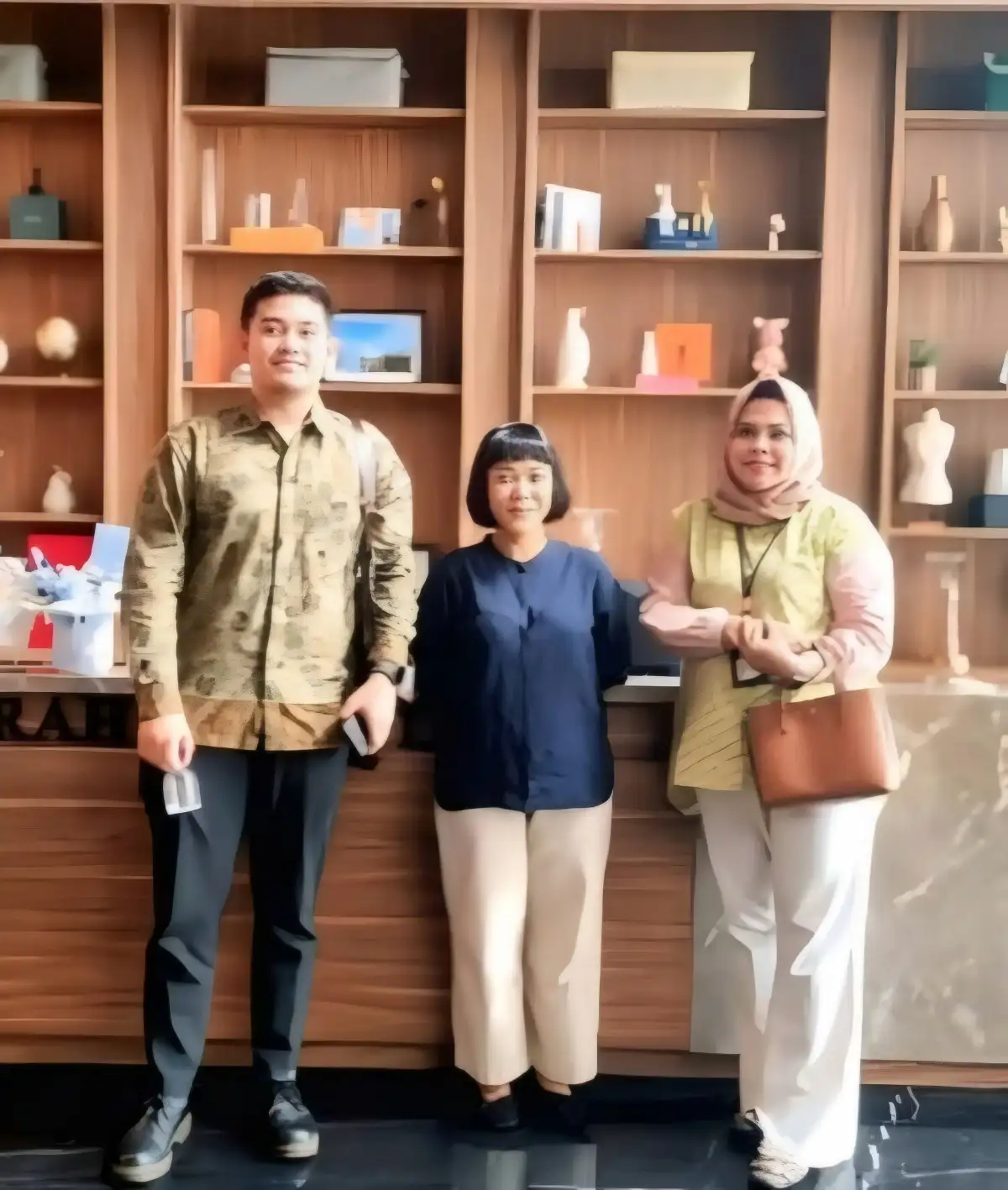 BRI Branch Office Otista Region 6/Jakarta 1 Gandeng Expressions Parfum Dukung Penampilan Profesional Karyawan