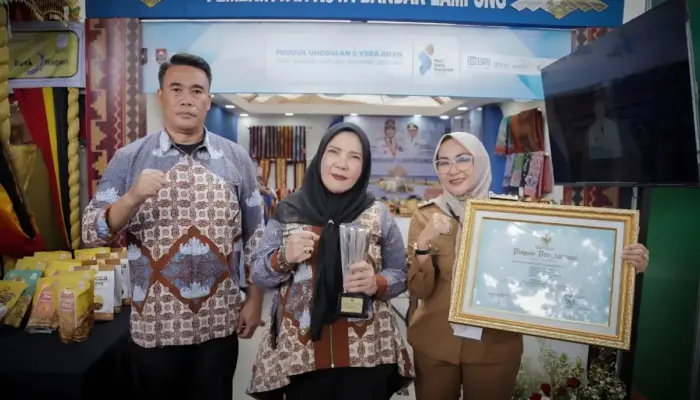 Pemkot Bandar Lampung Raih Penghargaan Kelurahan Berprestasi Tingkat Nasional