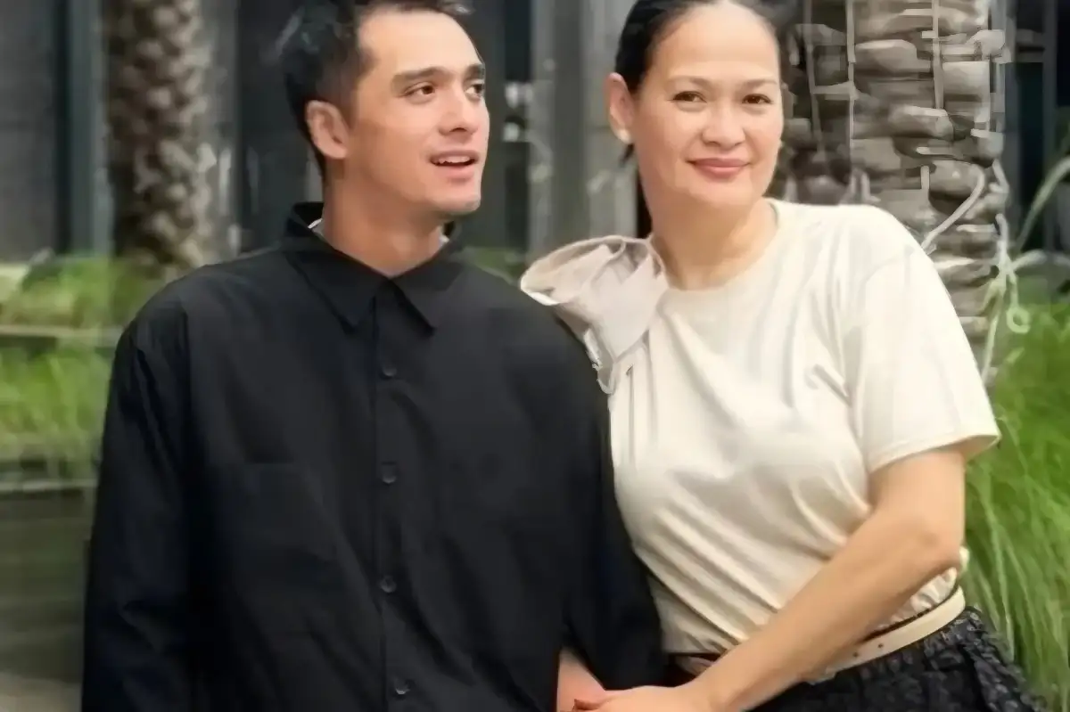 Donna Harun Bela Ricky Harun di Tengah Gosip Karaoke dengan LC, Ini Responsnya