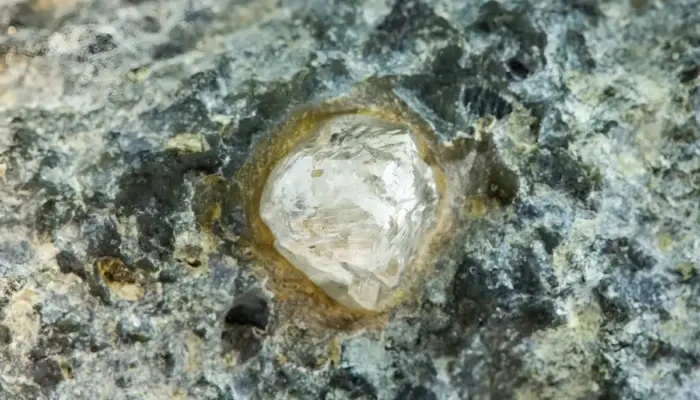 Bukan Letusan Biasa! Erupsi Kimberlit Bawa Berlian ke Permukaan Bumi