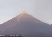 Erupsi Pagi Ini: Gunung Semeru Lontarkan Abu Setinggi 800 Meter, Status Waspada