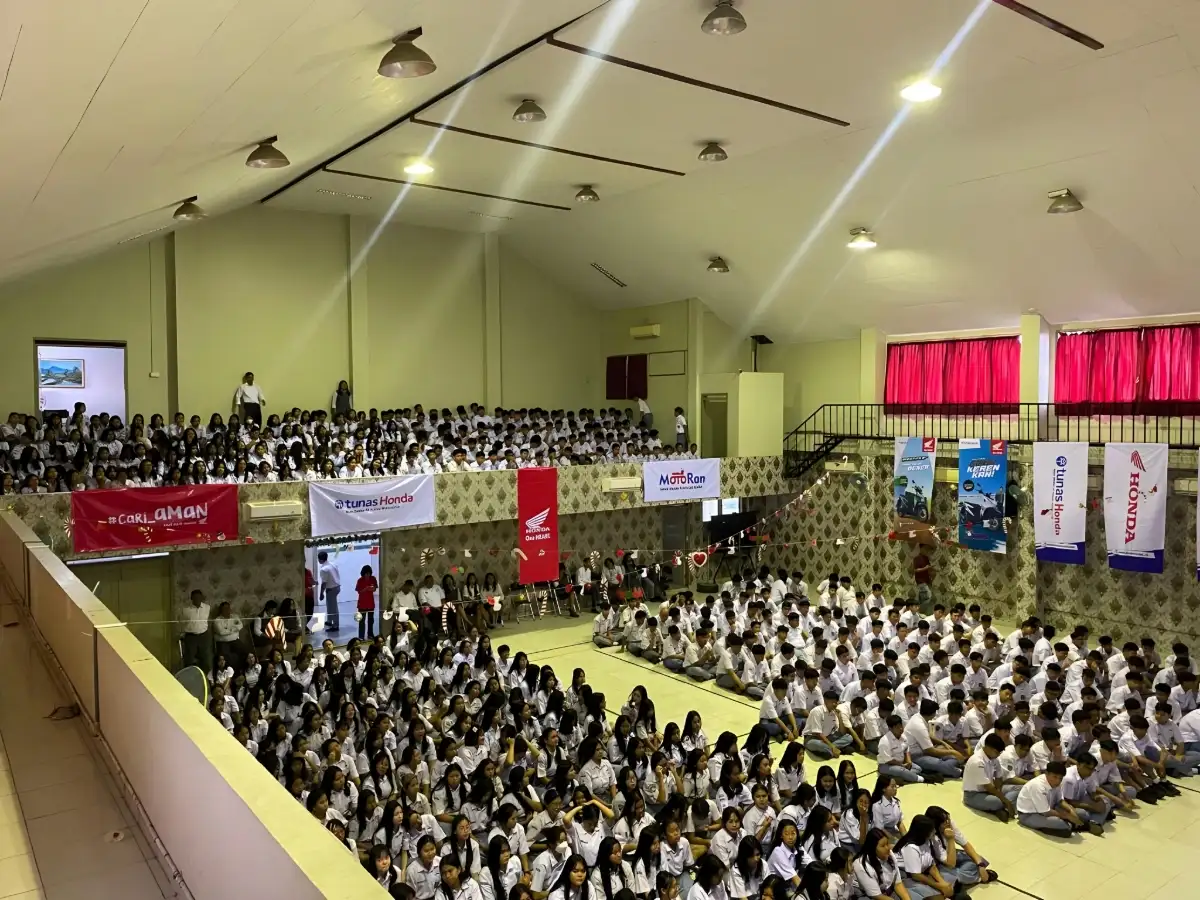 Honda DBL Roadshow Hadir di SMA Fransiskus & SMA Immanuel Bandar Lampung