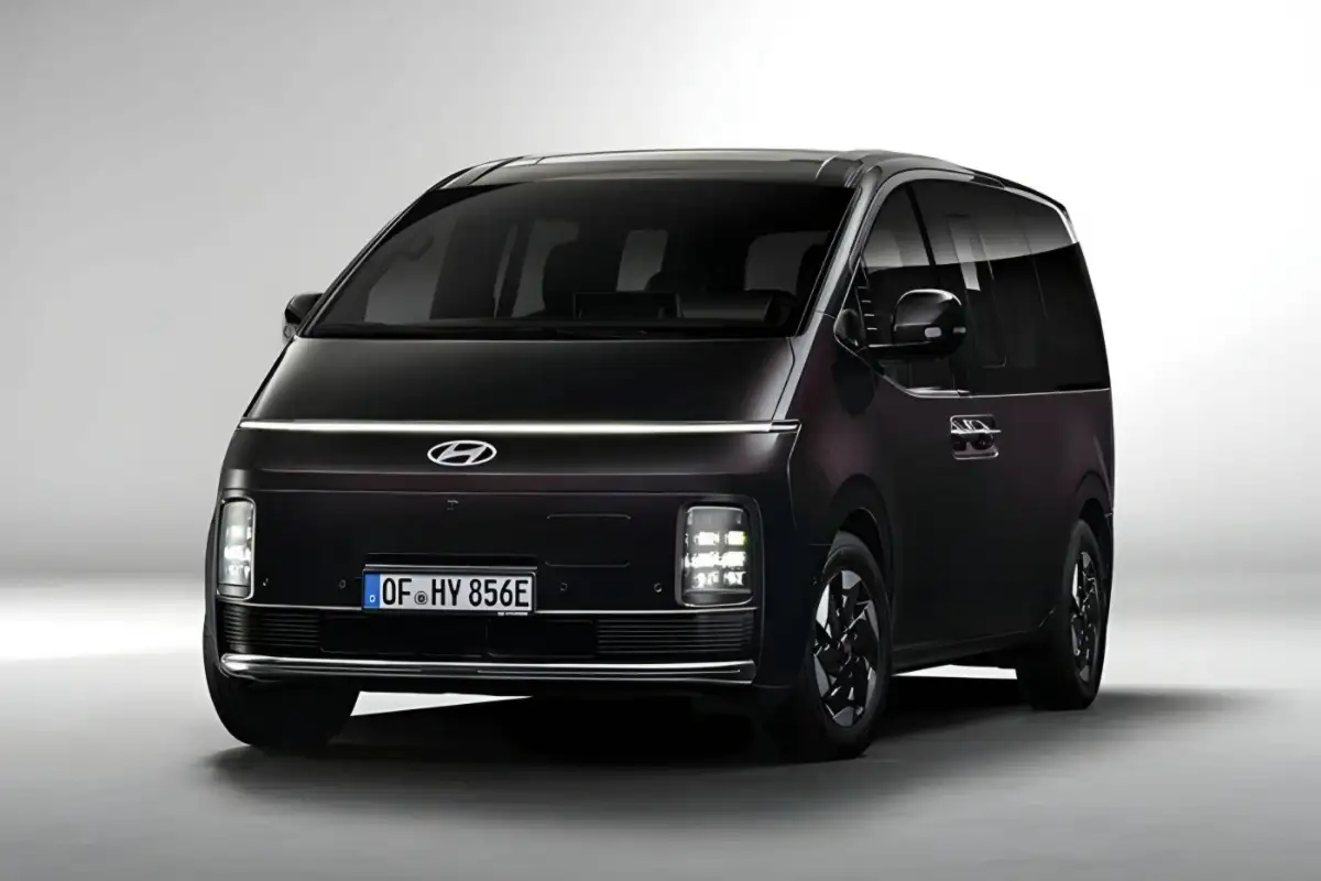 Hyundai Rilis Staria Electric, Ini Pilihan Varian dan Jarak Tempuhnya