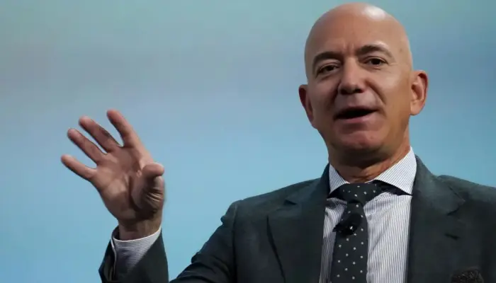 Jeff Bezos dan Pandangan Berbeda tentang Jalan Menuju Sukses
