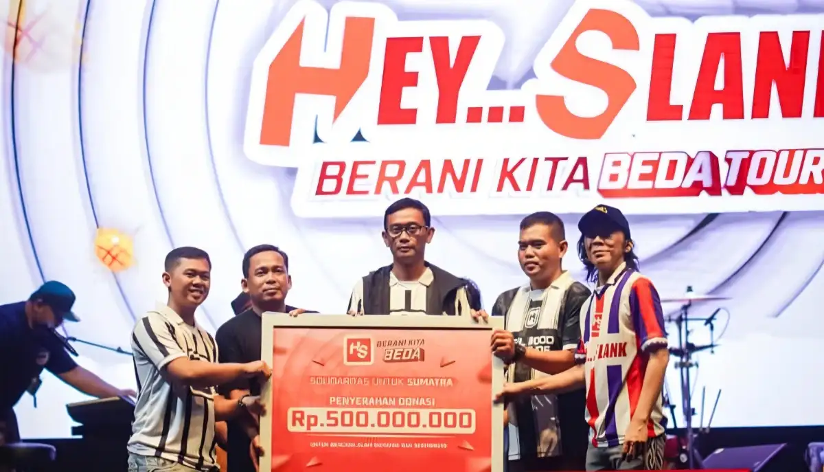 Konser di Lampung, Slank dan HS Surya Group Salurkan Donasi untuk Korban Bencana Sumatera