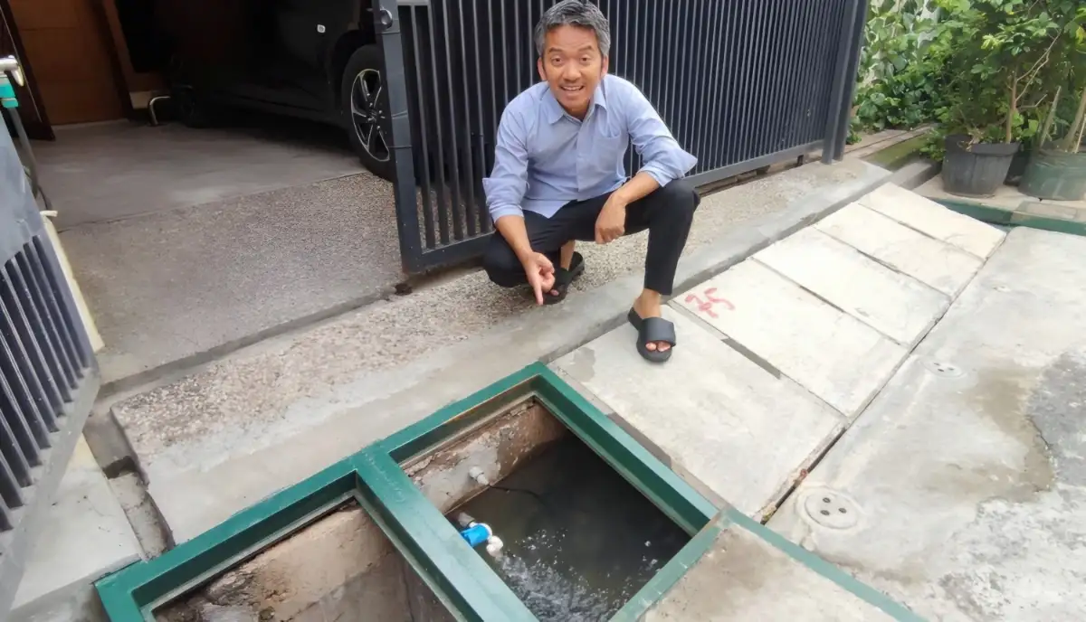 Kreatif! Ketua RT di Jaktim Sulap Selokan Jadi Kolam Lele, Diundang TV China ke Beijing