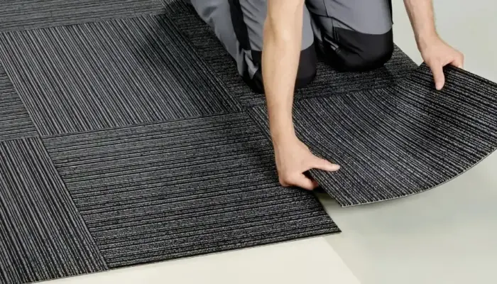 Mudah dan Praktis, Begini Cara Memasang Karpet Lantai Sendiri di Rumah