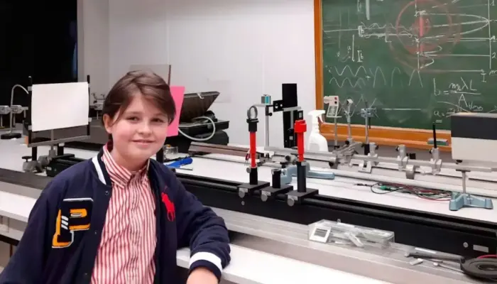 Dunia Akademik Heboh! Remaja 15 Tahun Asal Belgia Raih Gelar Doktor Fisika Kuantum, Targetkan Ciptakan “Manusia Super”