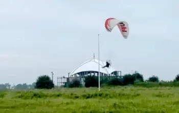 Menuju Sport Tourism, Alet Apresiasi Rencana Pemanfaatan Lahan Kotabaru untuk Venue Paramotor Lampung