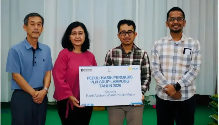 Perokris PLN Lampung Hadirkan Suka Cita Kasih Natal di Wisma Kasih Sejati Metro