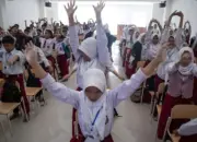 Prabowo Resmikan 166 Sekolah Rakyat, Tekankan Pendidikan sebagai Jalan Keluar dari Kemiskinan